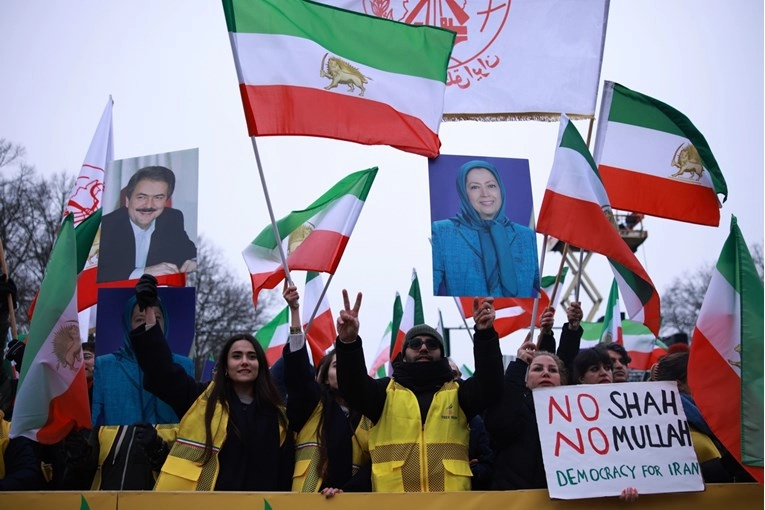 Iran uhitio istaknute političare oporbe